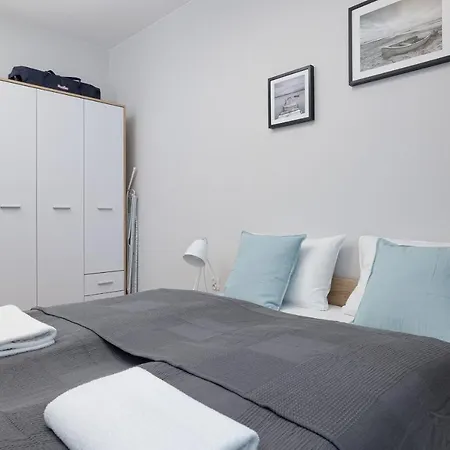 Kolo Brzegu By Renters Lägenhetshotell Kołobrzeg
