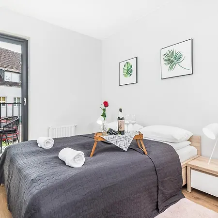 Lägenhetshotell Kolo Brzegu By Renters