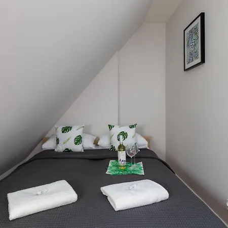 Apart-hotel Kolo Brzegu By Renters