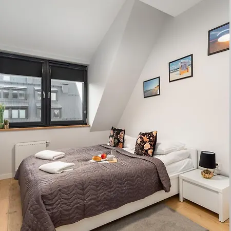 Kolo Brzegu By Renters * Kołobrzeg