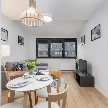 Kolo Brzegu By Renters *
