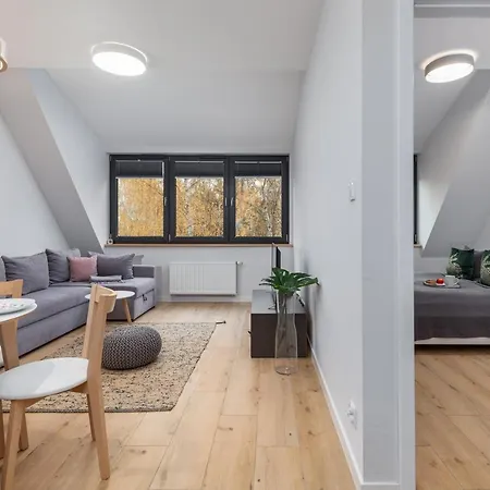 Aparthotel Kolo Brzegu By Renters 3*