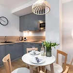 Kolo Brzegu By Renters Апарт-отель