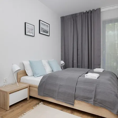 Aparthotel Kolo Brzegu By Renters