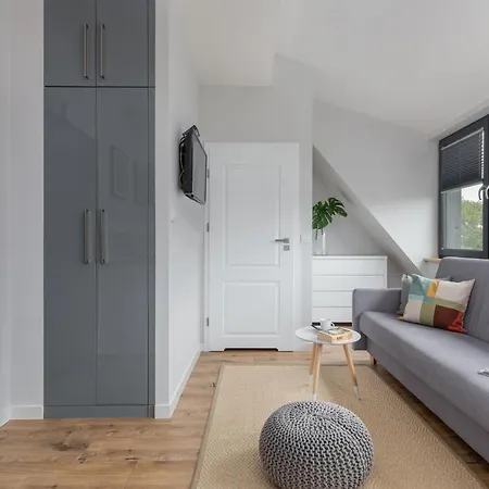 Aparthotel Kolo Brzegu By Renters 3*