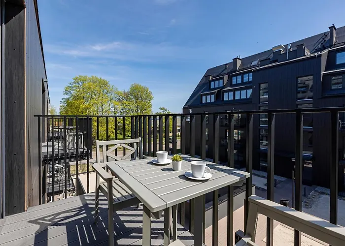 Aparthotel Kolo Brzegu By Renters 3*