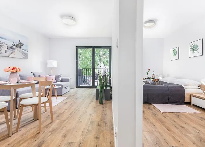 Kolo Brzegu By Renters Kolobrzeg