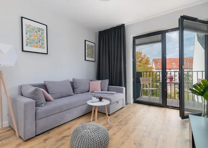 Aparthotel Kolo Brzegu By Renters 3*